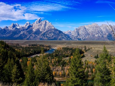 Los Angeles+ Las Vegas+ Lower Antelope Canyon+ Grand Teton National Park+ Yellowstone National Park+ Mount Rushmore+ Crazy Horse+ Salt Lake City 8-day Tour